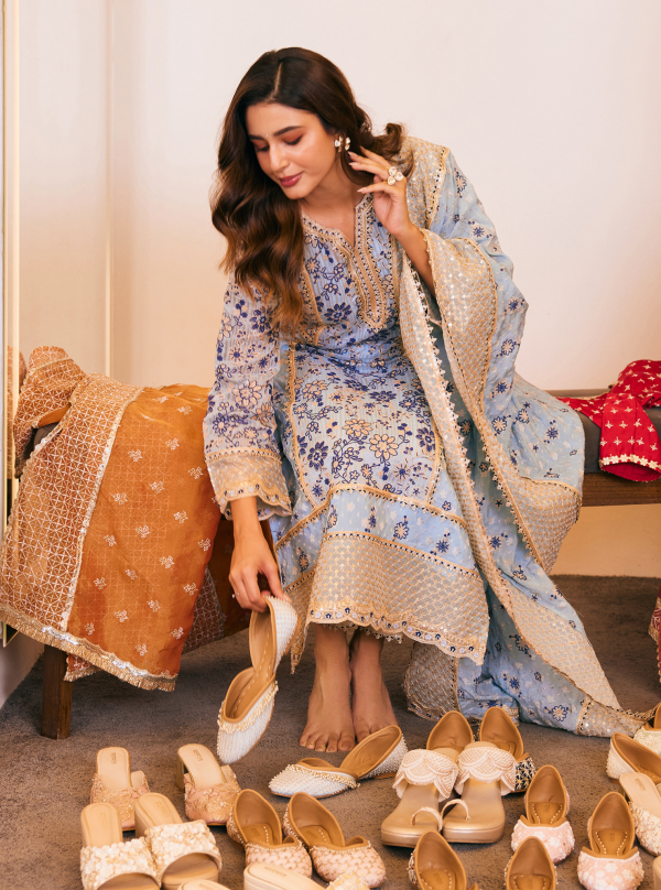 Mulmul Banarsi Lalisa Light Blue Kurta With Mulmul Banarsi Lalisa Light Blue Pant For Sale