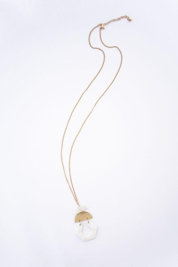 Giza Necklace in White Supply