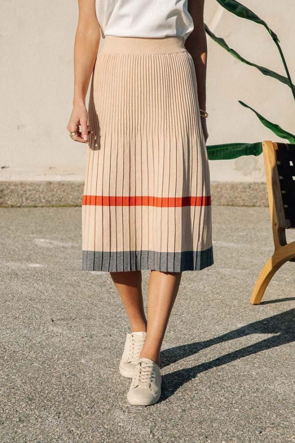 Pleated Knit Skirt Supply