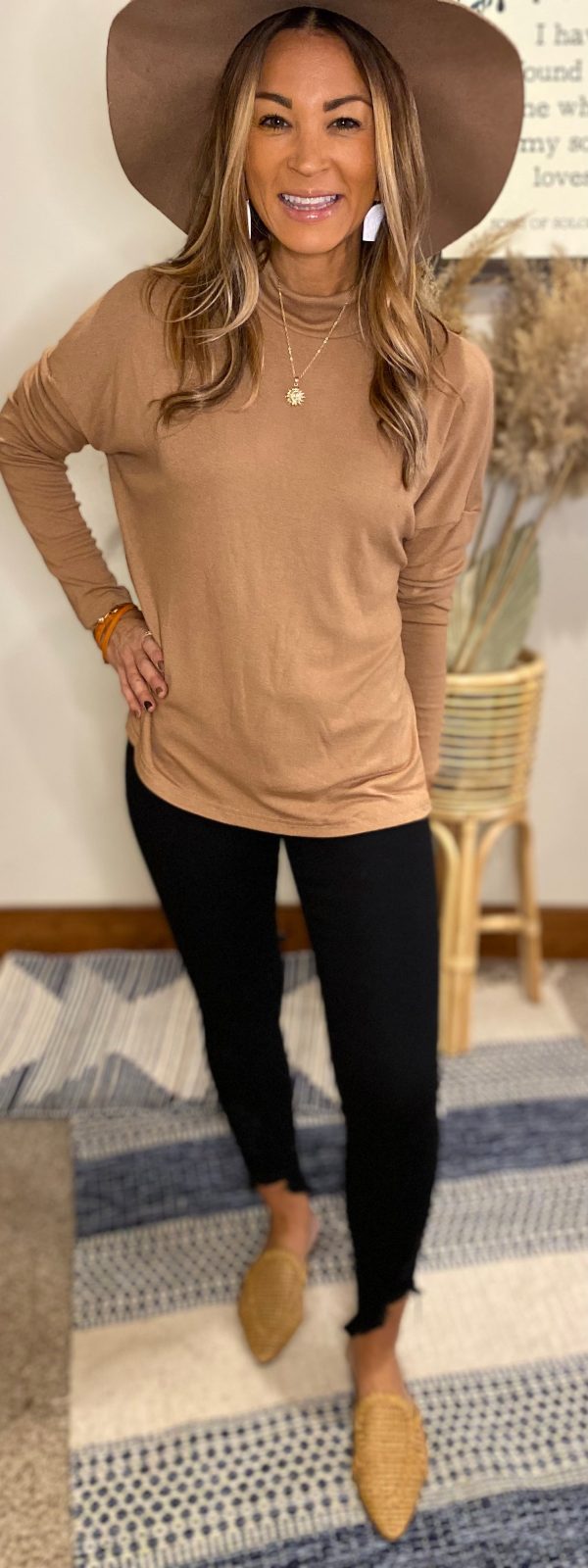 Ace mocha pullover  sweater Supply